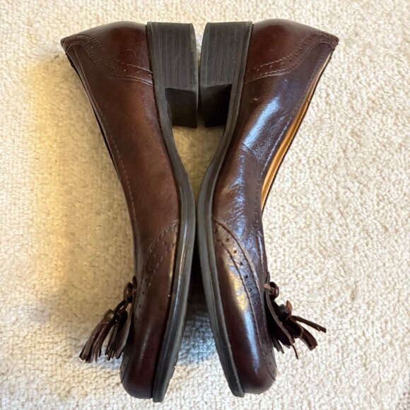 Naturalizer Leather Tassel Loafers Vintage-Classic Comfort Slip-On Heels (Brown) - Picture 6 of 8